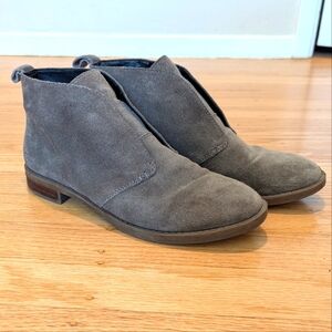 Franco Sarto gray suede boots
